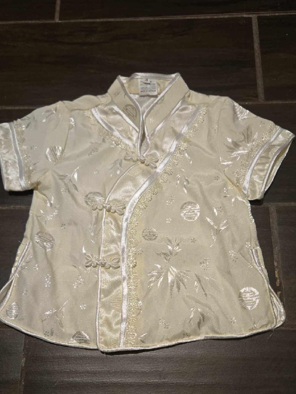 Kids Asian Ivory 2 Pc Set Sz 3 NWOT - Picture 2 of 7